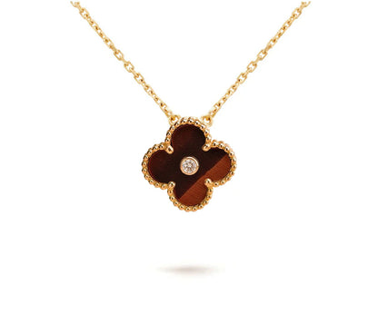 [Saipan]LIMITED EDITION CHRISTMAS CLOVER FLOWER NECKLACE - 15MM ANNUAL COLLECTIBLE PENDANT