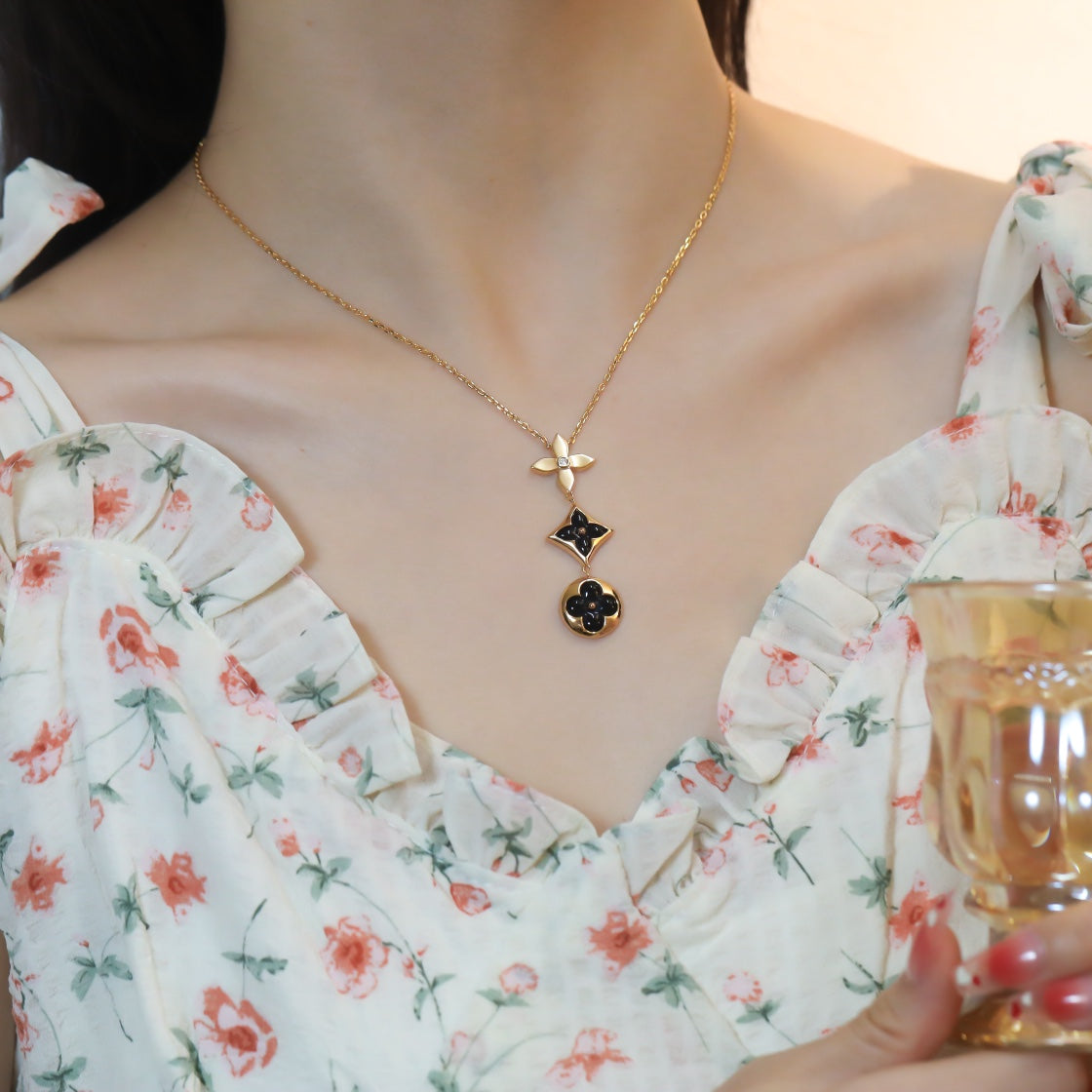 [Saipan]STAR AND SUN ONYX ROSE GOLD NECKLACE