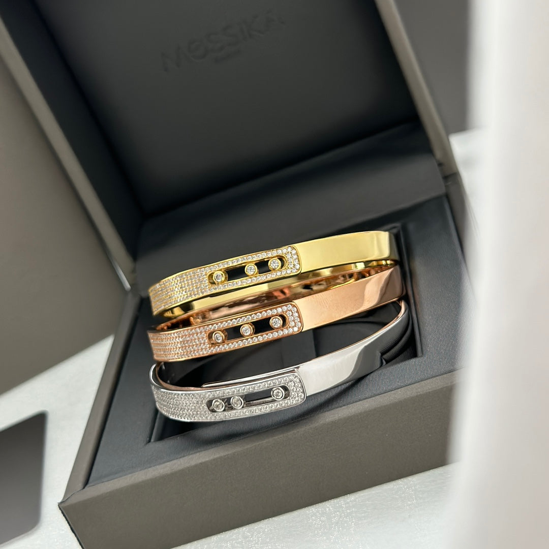 [Saipan]MOVE NOA PAVÉ DIAMOND BANGLE BRACELET