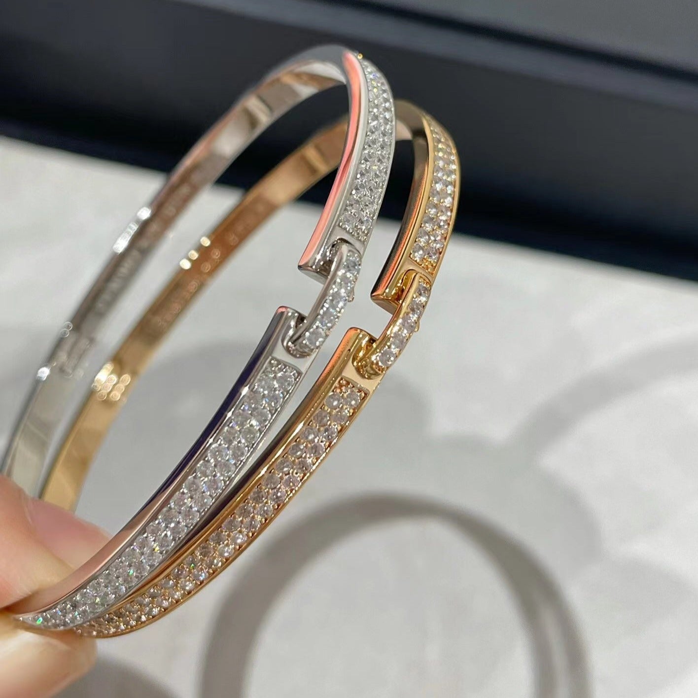 [Saipan]LIENS VIDENCE DIAMOND PAVED BRACELET