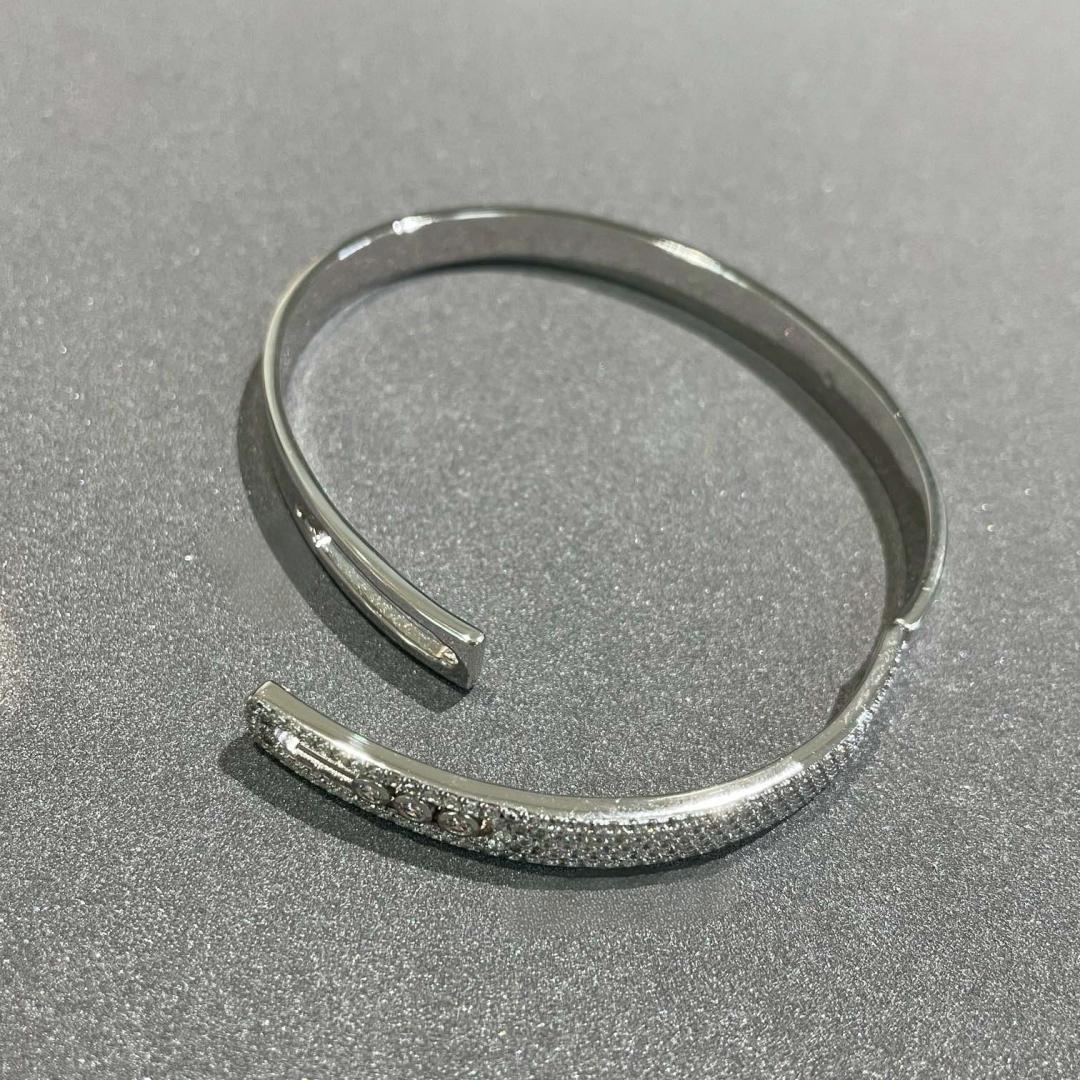[Saipan]MOVE NOA PAVÉ DIAMOND BANGLE BRACELET