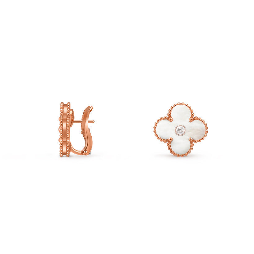 [Saipan]15MM CLOVER FLOWER STUD EARRINGS DIAMOND-ROSE GOLD COLLECTION