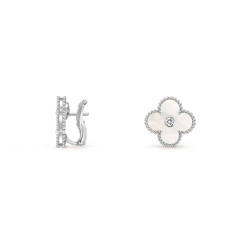 [Saipan]15MM CLOVER FLOWER STUD EARRINGS DIAMOND-WHITE GOLD COLLECTION