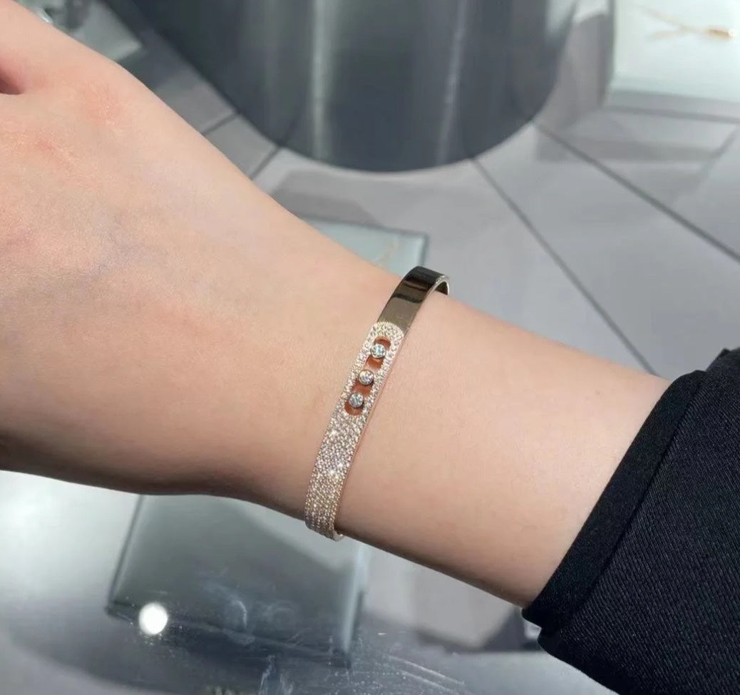 [Saipan]MOVE NOA PAVÉ DIAMOND BANGLE BRACELET