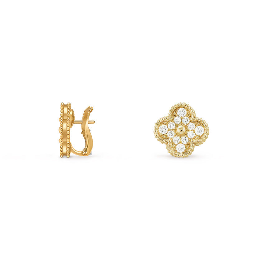 [Saipan]15MM CLOVER FLOWER STUD EARRINGS GOLD COLLECTION