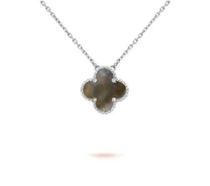 [Saipan]15MM CLOVER FLOWER PENDANT NECKLACE WHITE GOLD COLLECTION