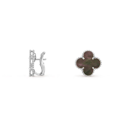 [Saipan]15MM CLOVER FLOWER STUD EARRINGS WHITE GOLD COLLECTION