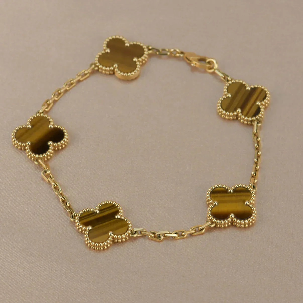 [Saipan]LUCKY CLOVER 5-MOTIF BRACELET -  TIGER’S EYE COLLECTION