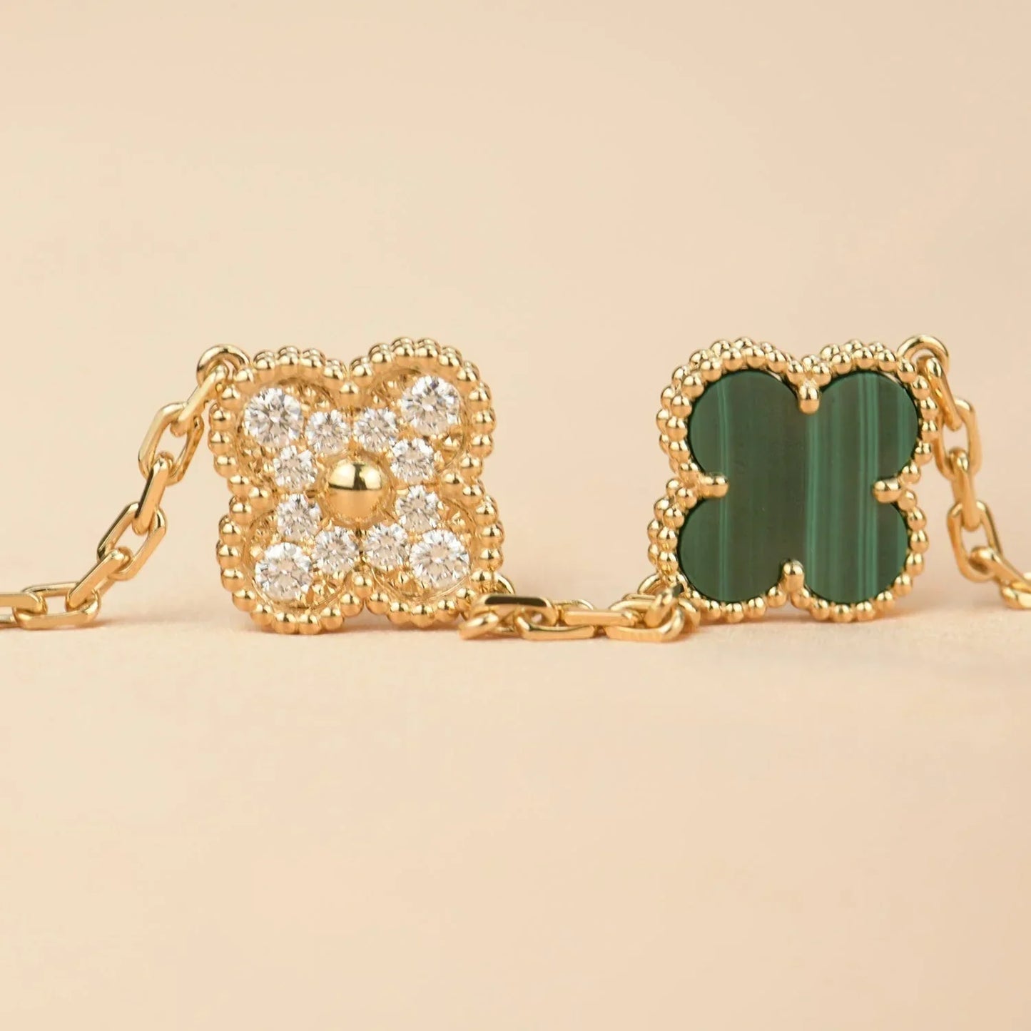 [Saipan]LUCKY CLOVER 5-MOTIF BRACELET - MALACHITE COLLECTION