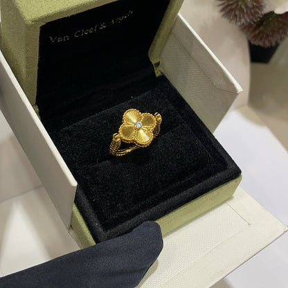[Saipan]LUCKY CLOVER GOLD REVERSIBLE RING
