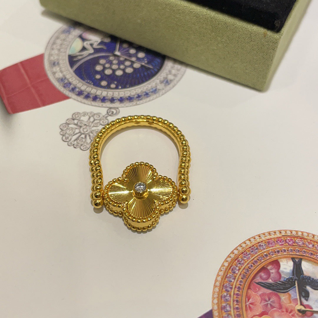 [Saipan]LUCKY CLOVER GOLD REVERSIBLE RING