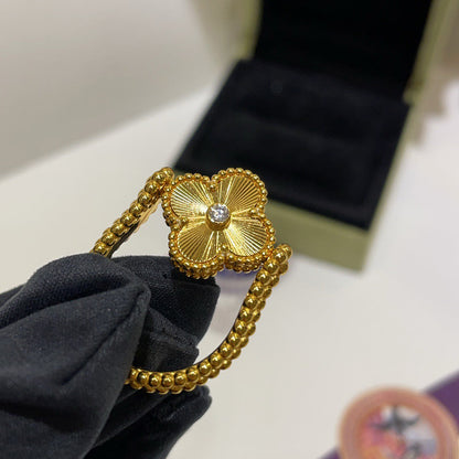 [Saipan]LUCKY CLOVER GOLD REVERSIBLE RING