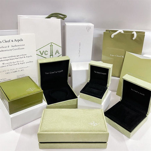[Saipan]CLOVER BRAND JEWELRY BOX