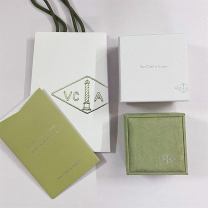 [Saipan]CLOVER BRAND JEWELRY BOX