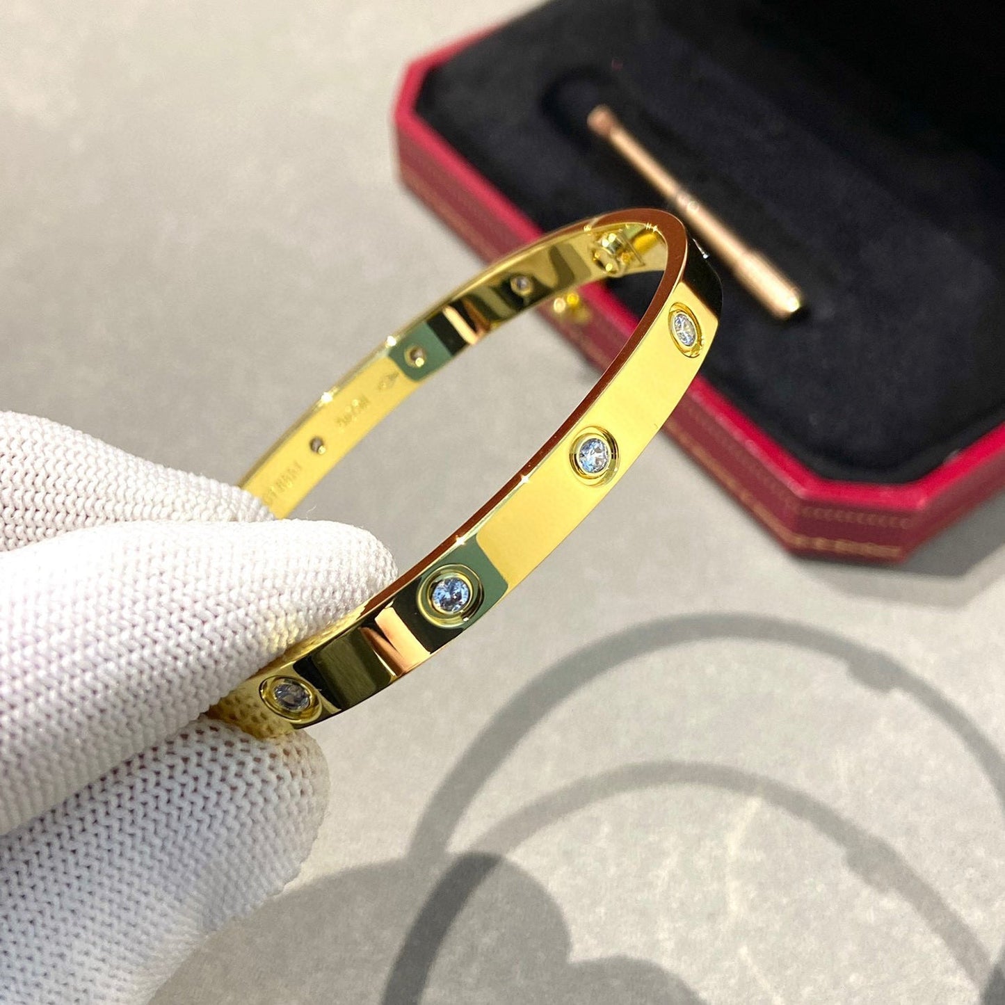 [Saipan]CLASSIC 6.1MM LOVE BANGLE - 10-DIAMOND