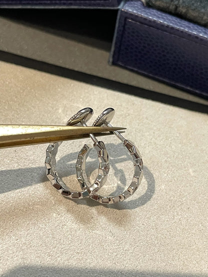 [Saipan]Hollow Design Four-Leaf Clover Flower Shape Ring
