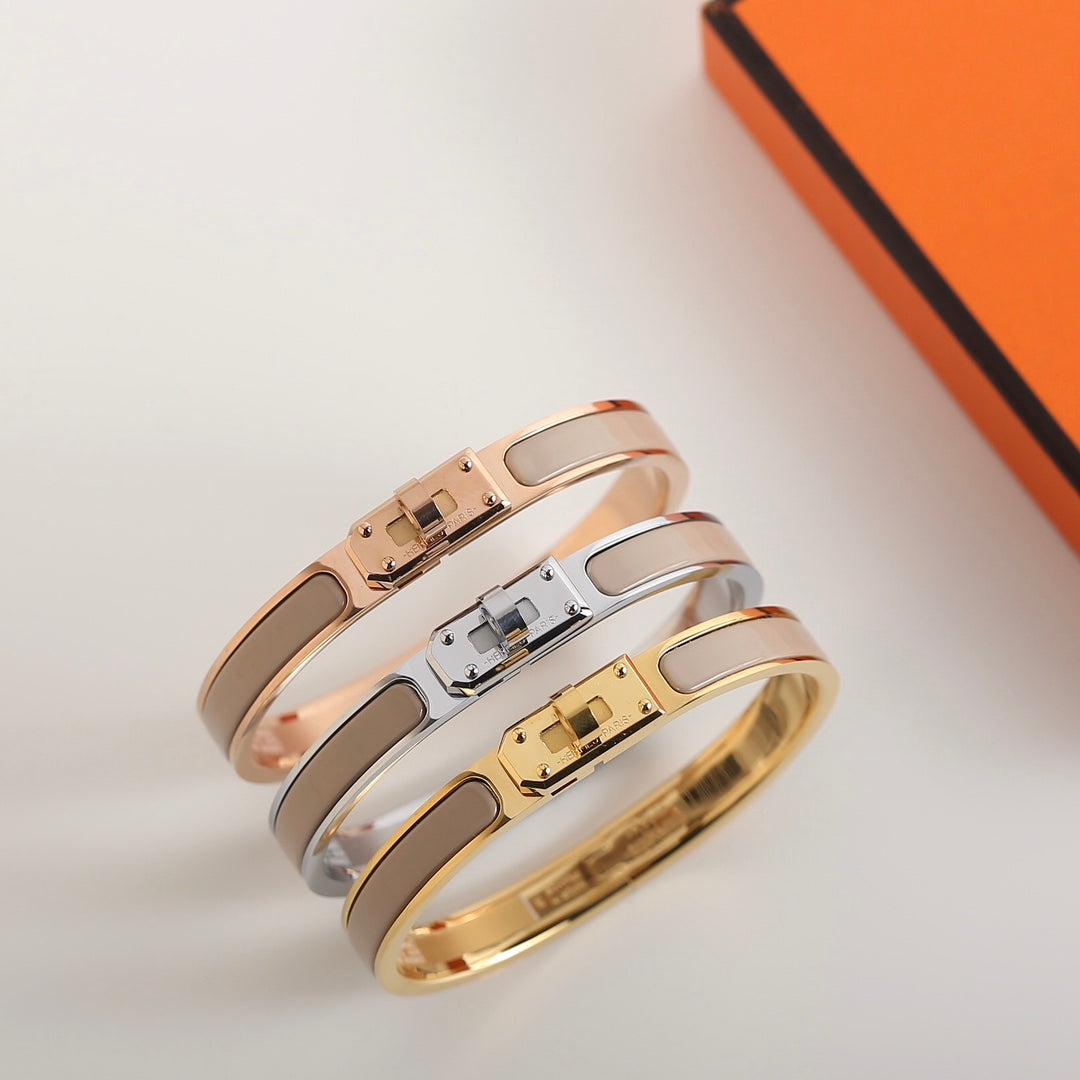 [Saipan]HM KELLY GREY BRACELET
