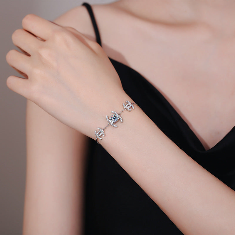 [Saipan]CLASSIC INTERLOCKING MOISSANITE BRACELET