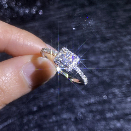 [Saipan]DAINTY SUGAR-CUBE MOISSANITE RING