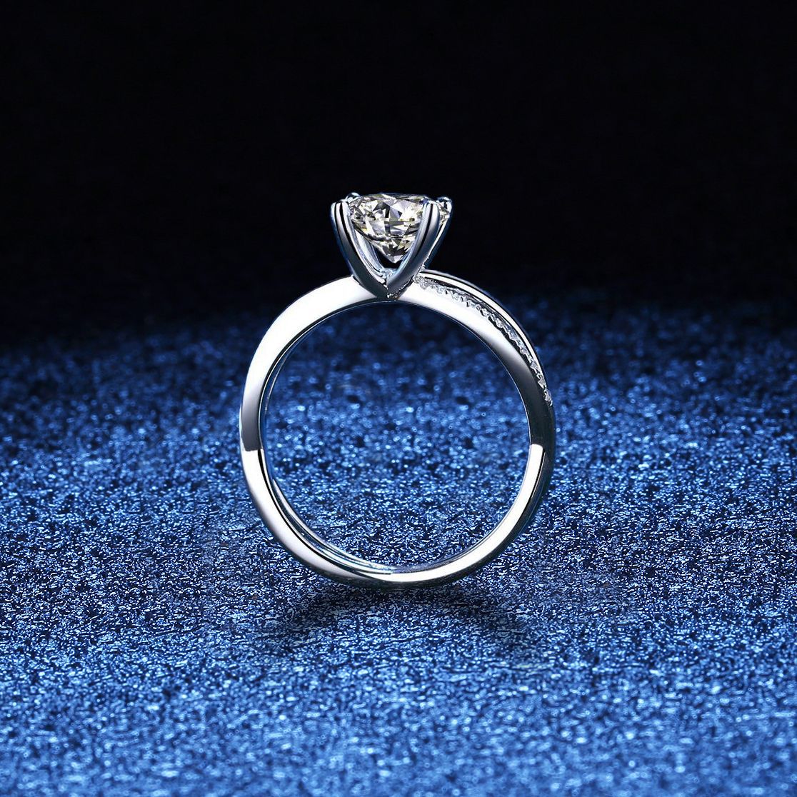 [Saipan]ELEGANT 4-PRONG CROSSOVER MOISSANITE ENGAGEMENT RING