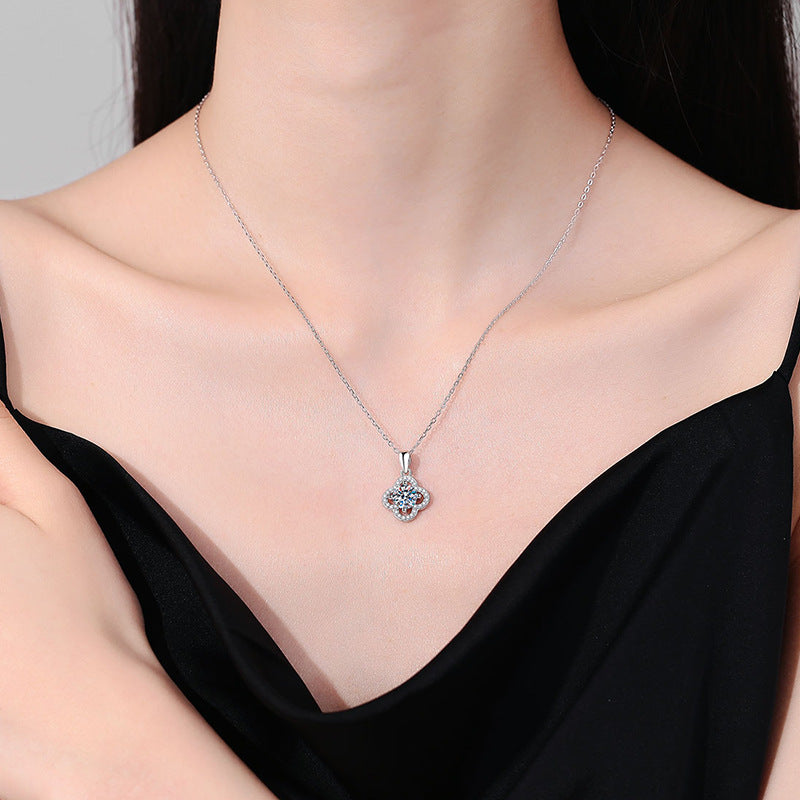 [Saipan]CLASSIC CLOVER MOISSANITE PENDANT NECKLACE