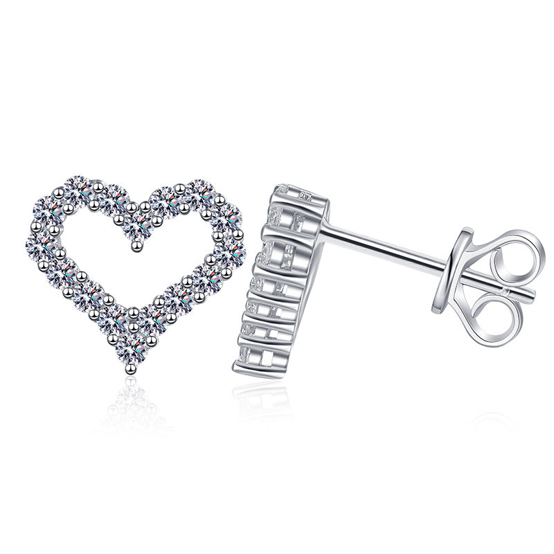 [Saipan]SPARKLING HEART-SHAPED MOISSANITE STUD EARRINGS