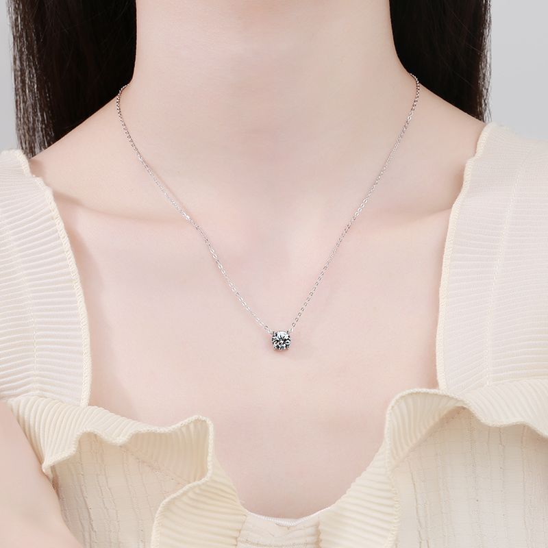 [Saipan]CLASSIC FOUR-PRONG SOLITAIRE MOISSANITE NECKLACE