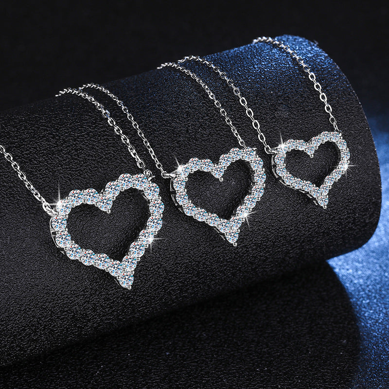 [Saipan]ROMANTIC HEART MOISSANITE PENDANT NECKLACE