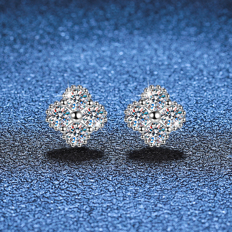 [Saipan]ELEGANT FOUR-LEAF CLOVER MOISSANITE STUD EARRINGS