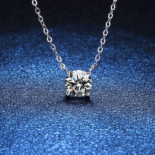 [Saipan]CLASSIC FOUR-PRONG SOLITAIRE MOISSANITE NECKLACE