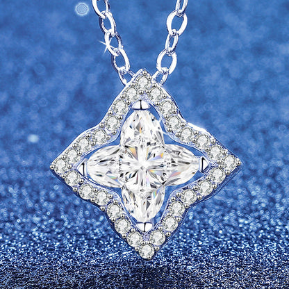 [Saipan]STAR-CLOVER MOISSANITE NECKLACE