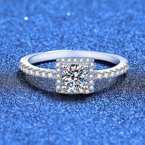 [Saipan]DAINTY SUGAR-CUBE MOISSANITE RING