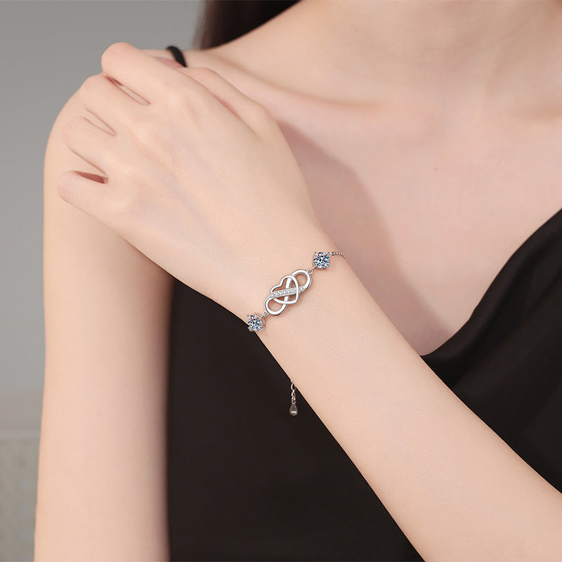[Saipan]DOUBLE-STONE "LOVE LINK" MOISSANITE BRACELET