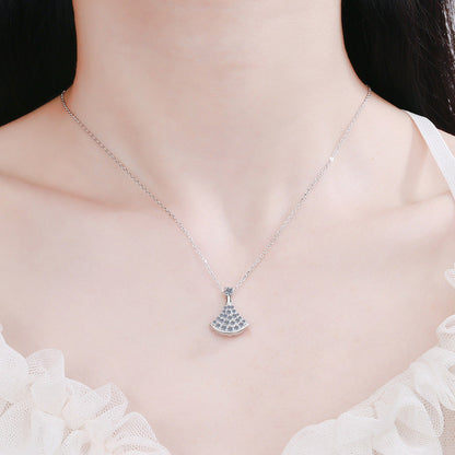 [Saipan]ELEGANT FAN-SHAPED MOISSANITE PENDANT NECKLACE