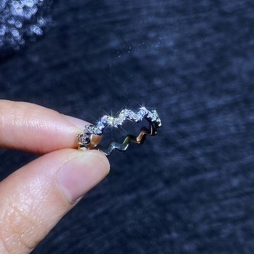 [Saipan]CHIC WAVY MOISSANITE ETERNITY RING