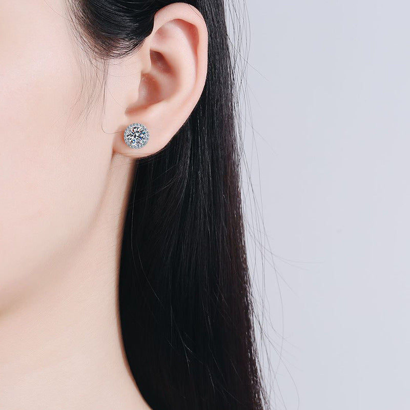 [Saipan]CLASSIC 4-PRONG ROUND MOISSANITE STUD EARRINGS