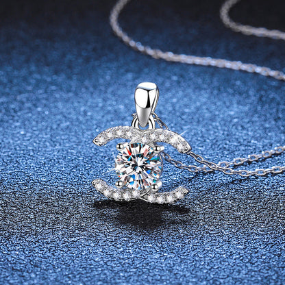 [Saipan]CLASSIC INTERLOCKING MOISSANITE PENDANT NECKLACE