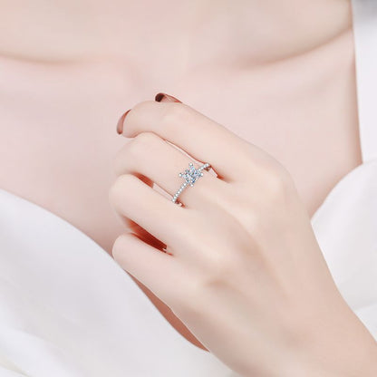 [Saipan]ELEGANT PRINCESS CUT MOISSANITE ENGAGEMENT RING