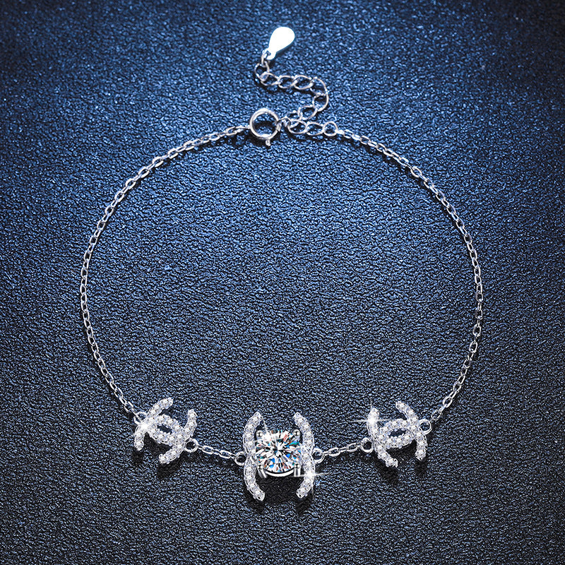 [Saipan]CLASSIC INTERLOCKING MOISSANITE BRACELET