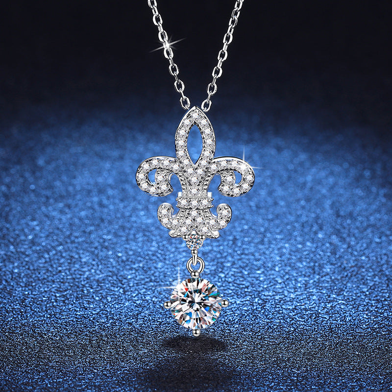 [Saipan]ROYAL FLEUR-DE-LIS MOISSANITE PENDANT NECKLACE
