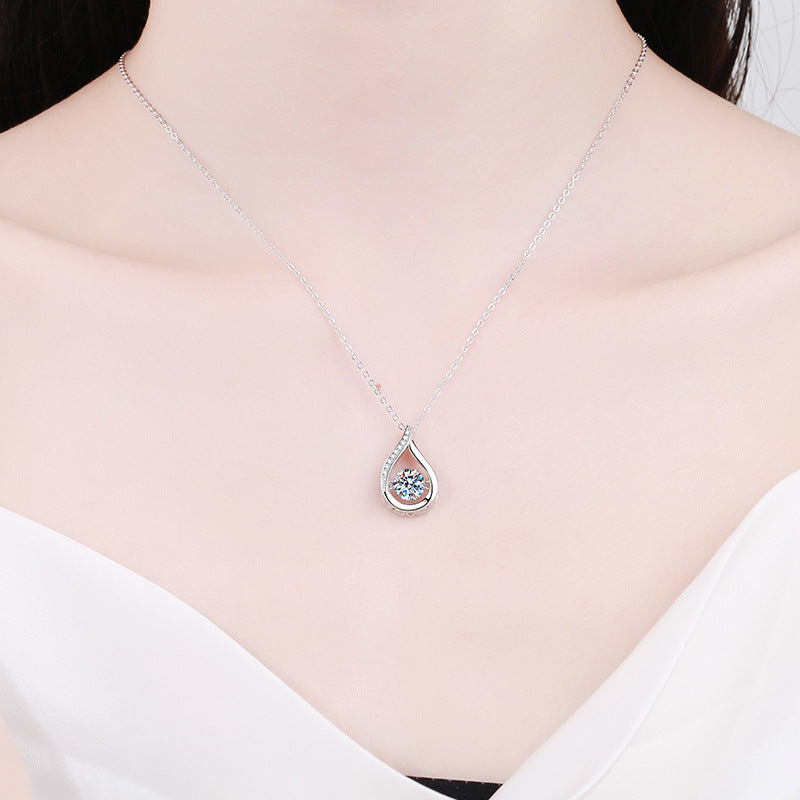[Saipan]DANCING WATER DROP MOISSANITE NECKLACE