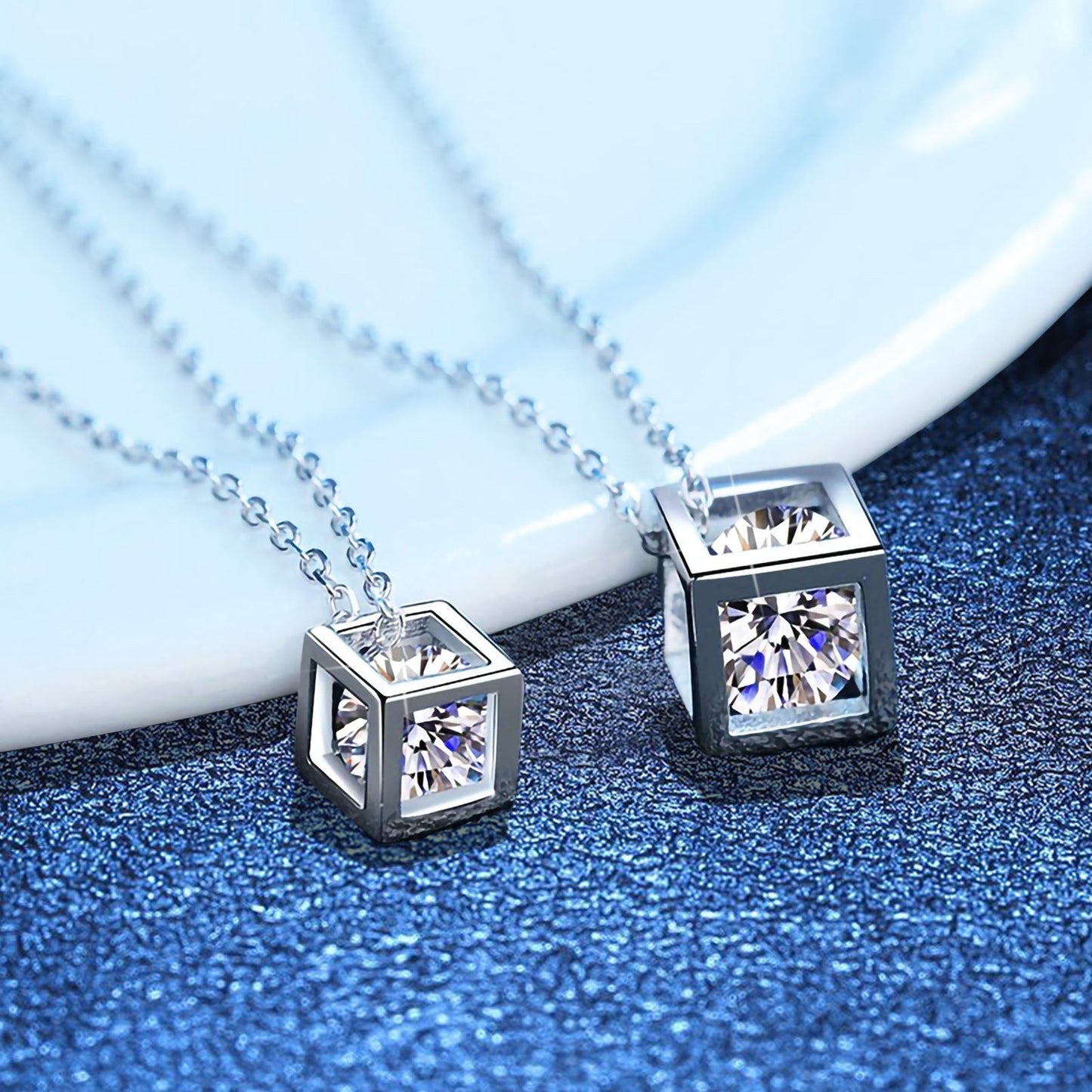 [Saipan]GEOMETRIC SUGAR-CUBE MOISSANITE NECKLACE