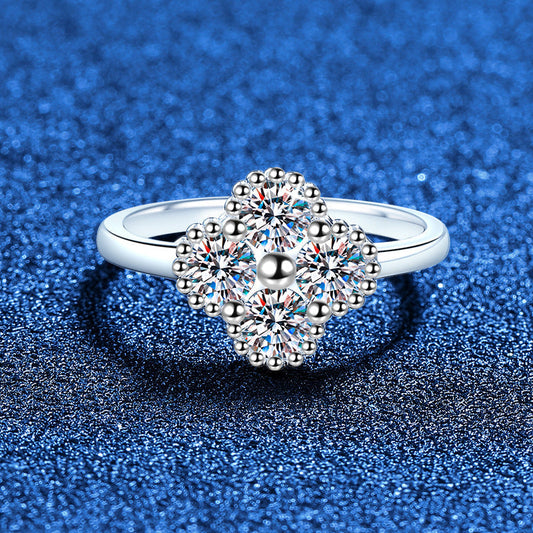 [Saipan]ELEGANT FOUR-LEAF CLOVER MOISSANITE RING
