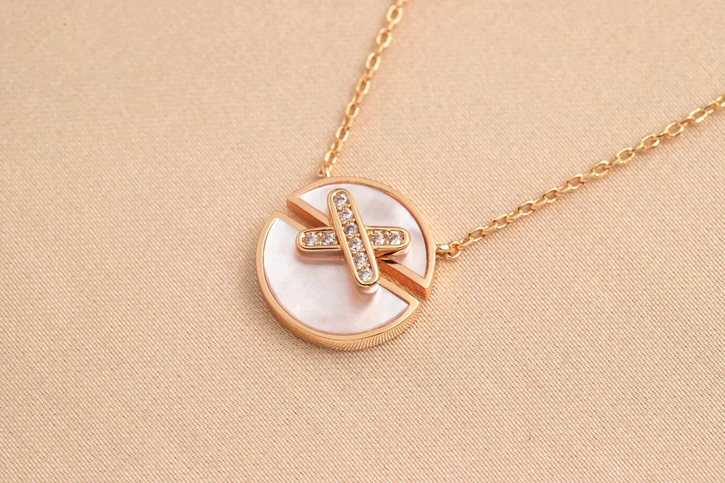 [Saipan]JEUX DE ROSE GOLD DIAMOND NECKLACE