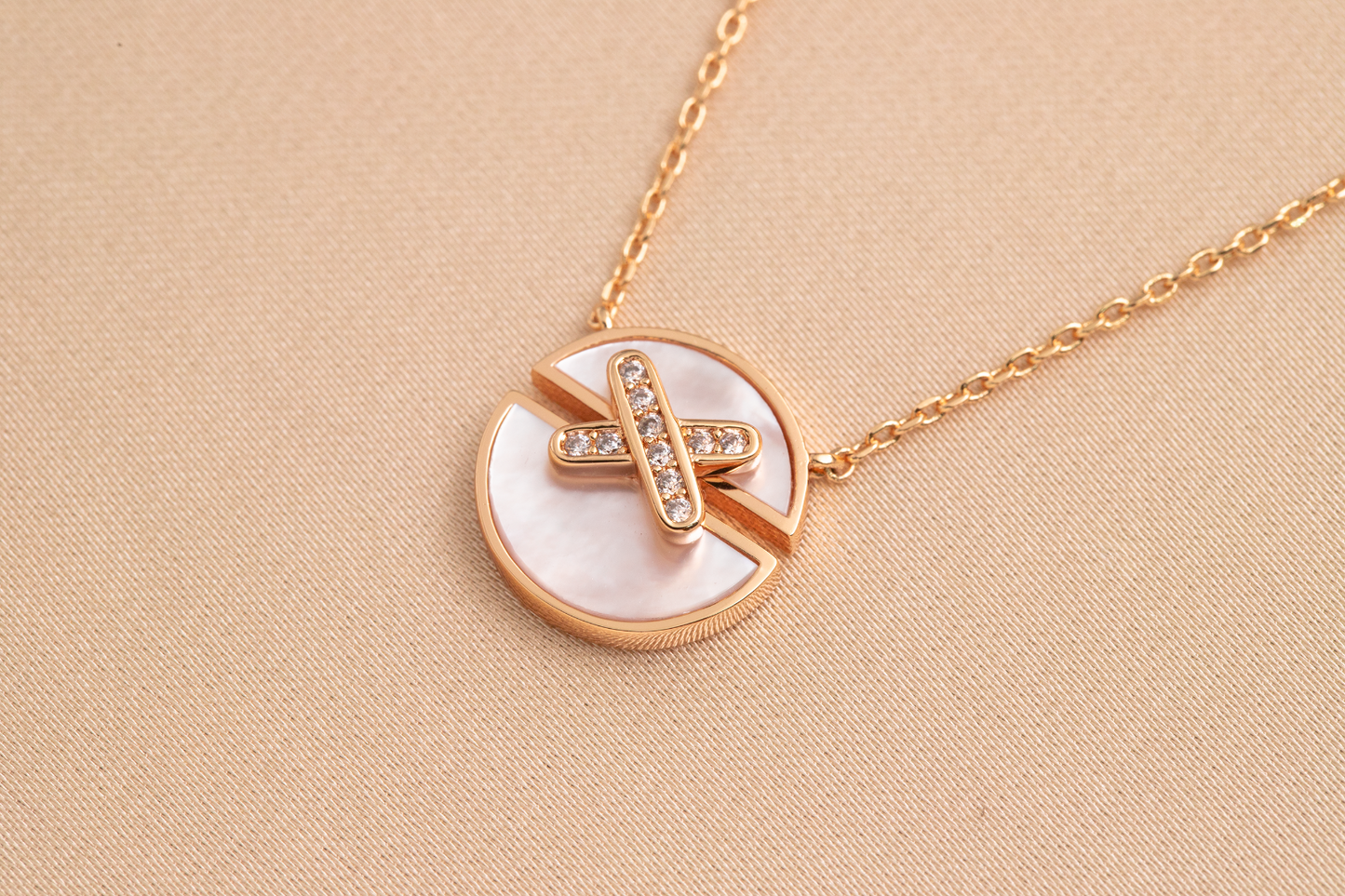 [Saipan]JEUX DE ROSE GOLD DIAMOND NECKLACE