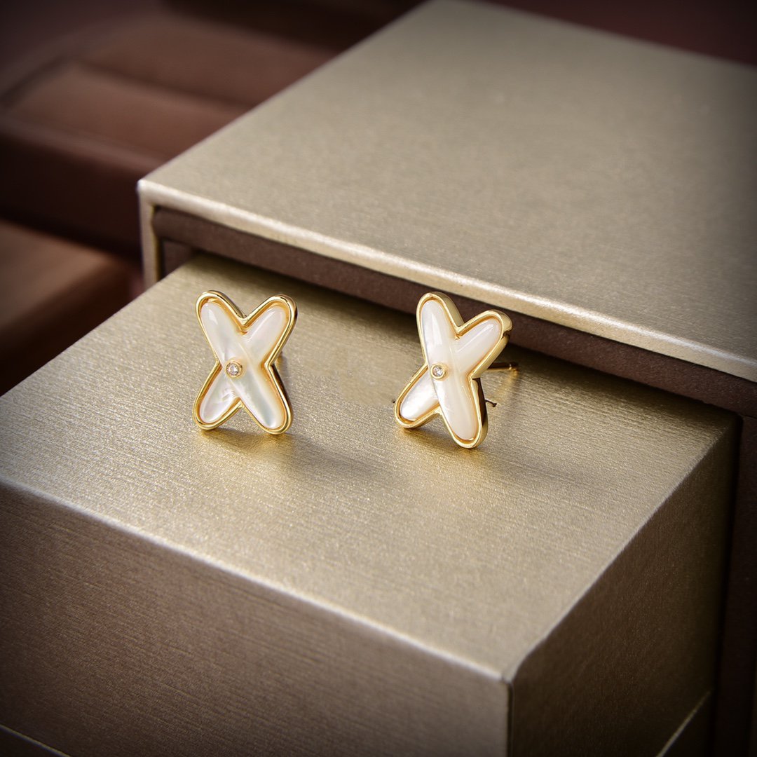 [Saipan]JEUX DE WHITE MOP GOLD DIAMOND EARRINGS
