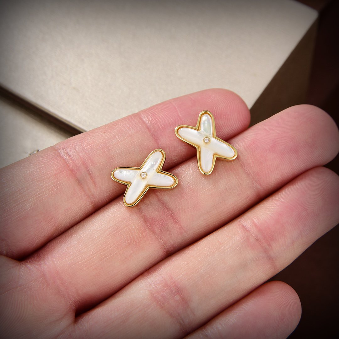 [Saipan]JEUX DE WHITE MOP GOLD DIAMOND EARRINGS