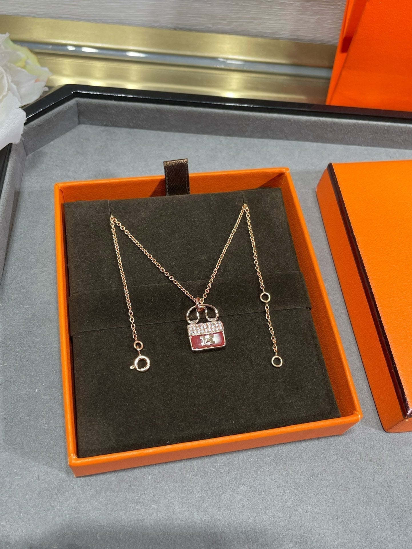 [Saipan]H CIRCE MOISSANITE PENDANT NECKLACE GOLD