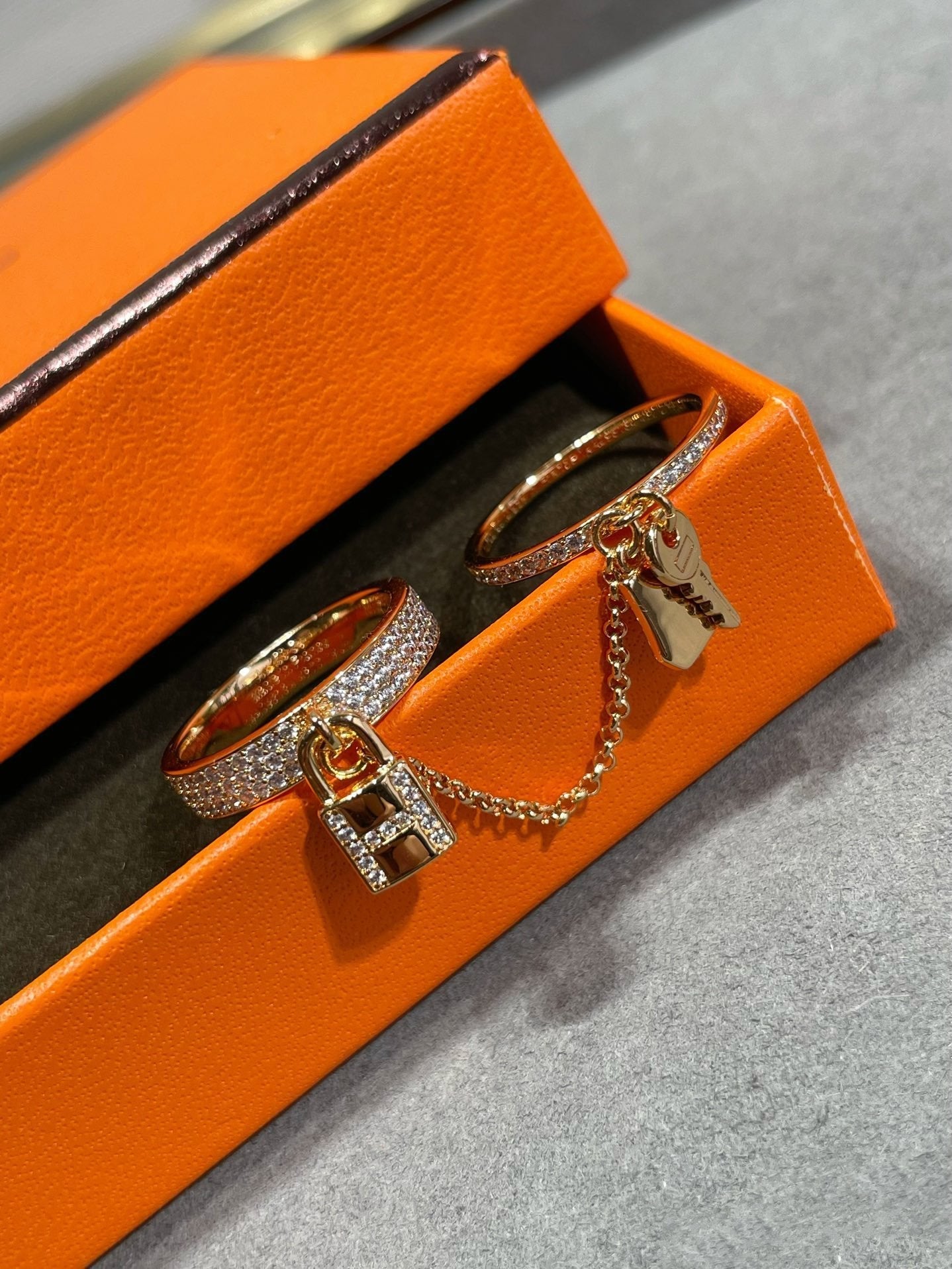 [Saipan]HM KELLY CLOCHETTE DOUBLE RING IN  WITH DIAMONDS