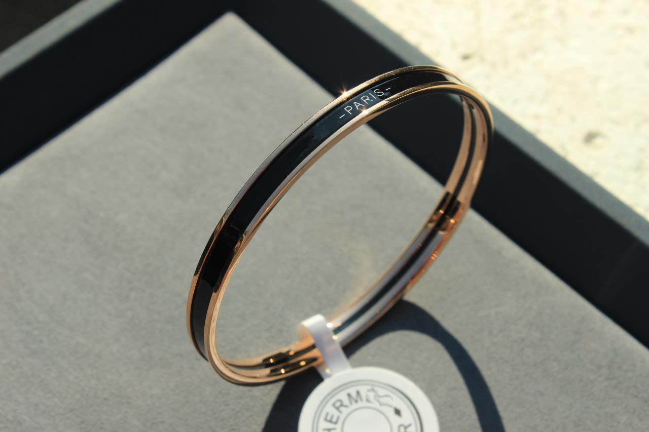 [Saipan]HM UNI BANGLE BAG